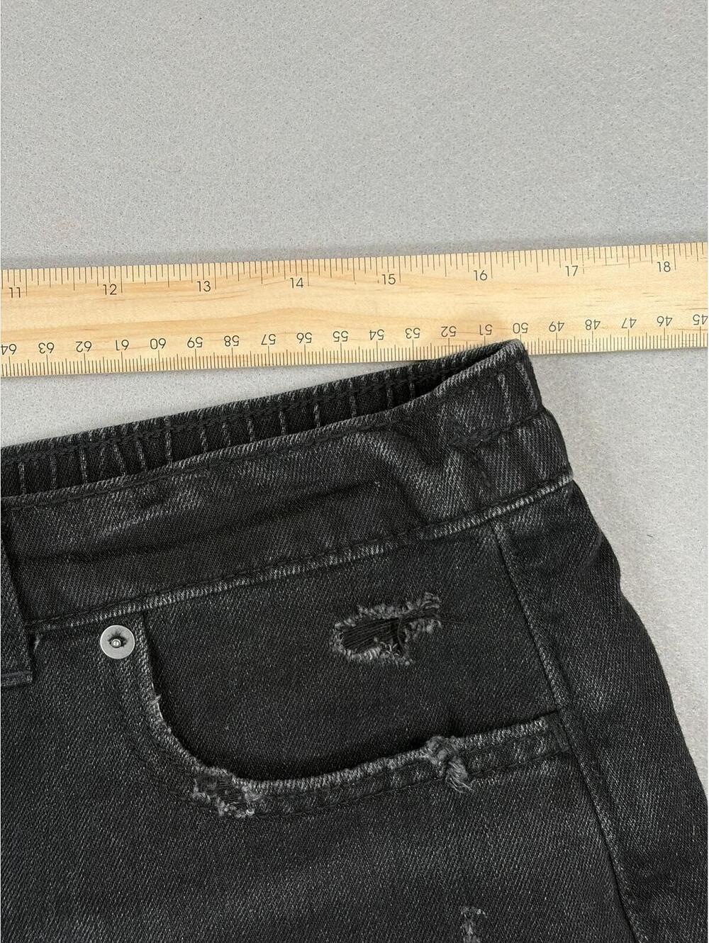 Aerie Black Daydream High-Waisted Distressed Denim Shorts Size L Elastic NWT - Picture 12 of 16